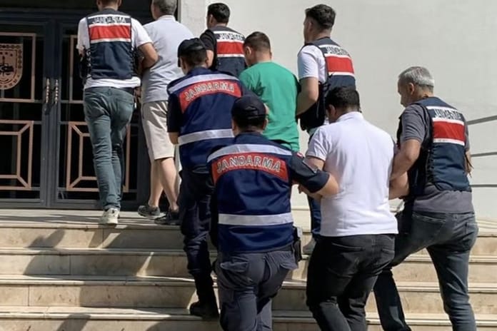 1 milyar TL'lik dolandırıcılık ve yasa dışı bahis operasyonu