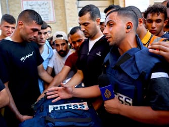 Israel Bans Five Palestinian Media Outlets in Jerusalem