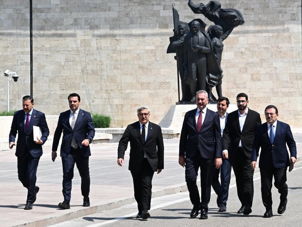 AK Parti’den 60 sayfalık yol haritası: 'Umut hakkı'na yer verilmedi 