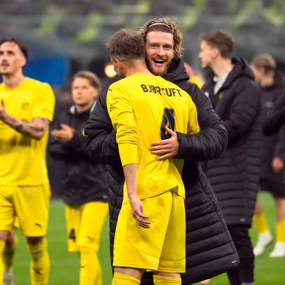 Bodo/Glimt oyuncuları Inter maçı sonrası seviniyor