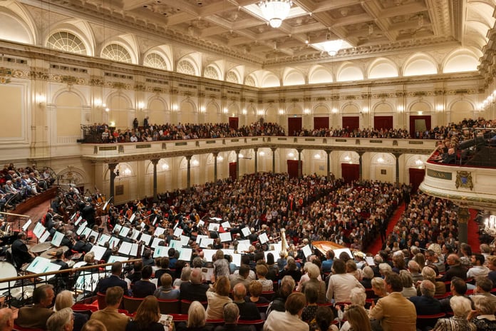 Amsterdam Concertgebouw İsrail ordusu baş kantorunun sahne alacağı Hanuka konserini iptal etti