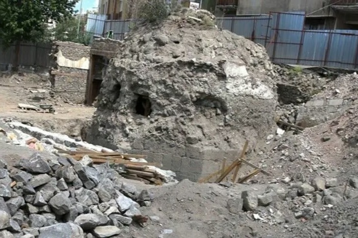 Ahi Toman Baba'nın kümbeti gün yüzüne çıkarılıyor