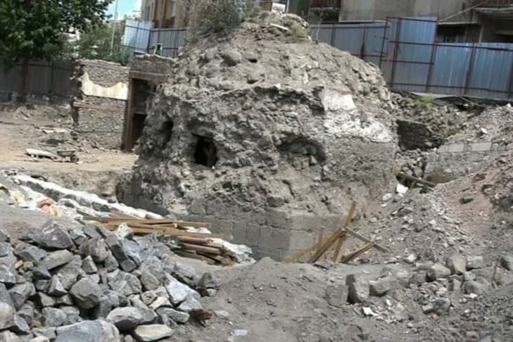 Ahi Toman Baba'nın kümbeti gün yüzüne çıkarılıyor
