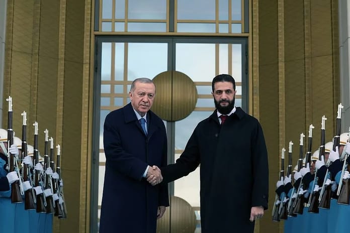 Arab News: Türkiye'nin Suriye'de artan rolü ve İsrail