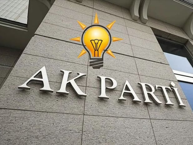 AK Parti teşkilatlarında kan yenilenmesi: Seçim hazırlığı mı?