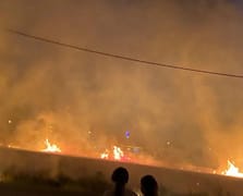 Diyarbakır'da 40 dönüm buğday tarlası yangında kül oldu