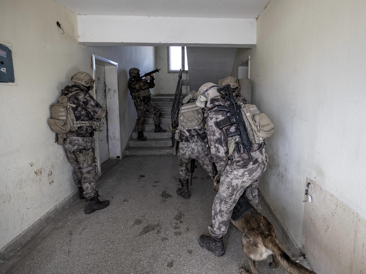 179 siber suçlu yakalandı