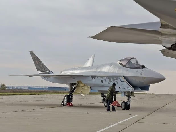 Belarus ve Rusya, Su-75 Checkmate stealth savaş uçağında ortak üretim planını açıkladı