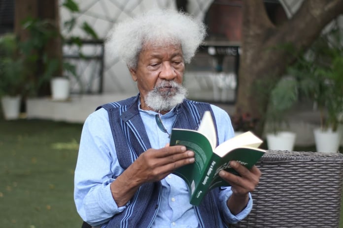ABD Nobel ödüllü Nijeryalı yazar Wole Soyinka’nın vizesini iptal etti