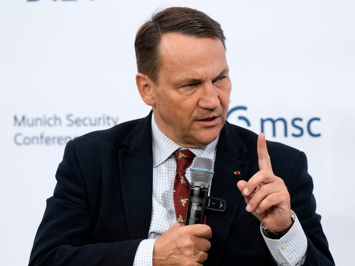 Polonya son Rus konsolosluğunu da kapatıyor