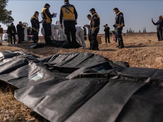 Suriye'de eski güvenlik merkezinde toplu mezar bulundu