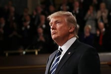 Trump'tan Grönland'a askeri güç iması