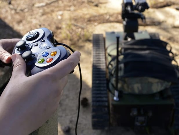 İngiltere'den Rusya'ya oyun kolu yasağı