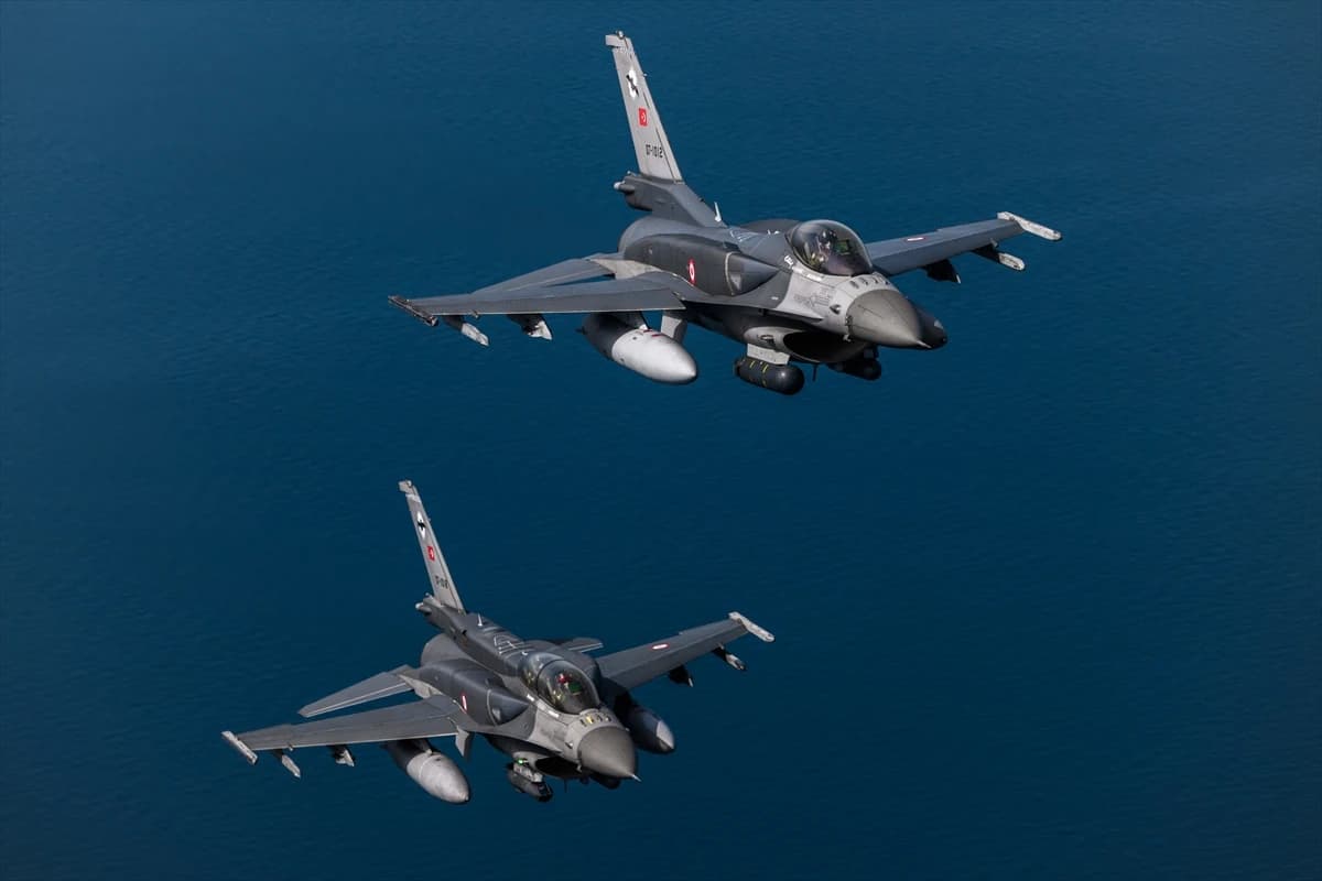 F-16 savaş uçağı