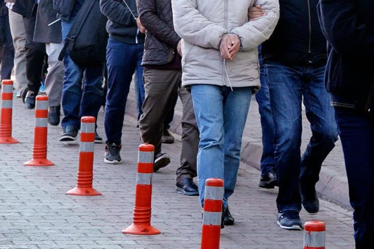 2.5 yıllık takip sonucu yapılan FETÖ operasyonunda 10 tutuklama