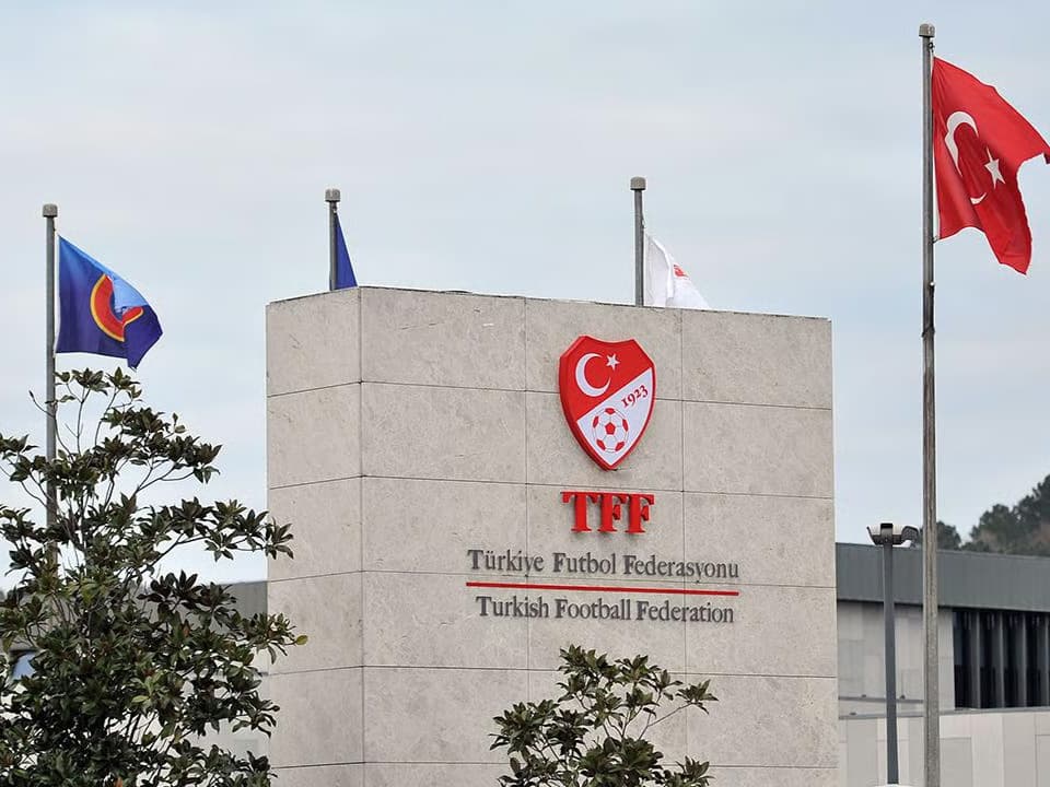PFDK'da istifa dalgası: TFF'de büyük değişim