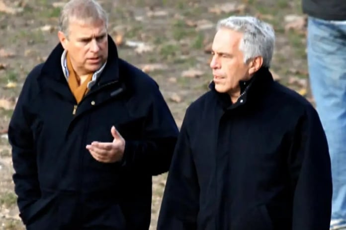 Prens Andrew Epstein skandalı üzerine "York Dükü" ünvanından vazgeçti