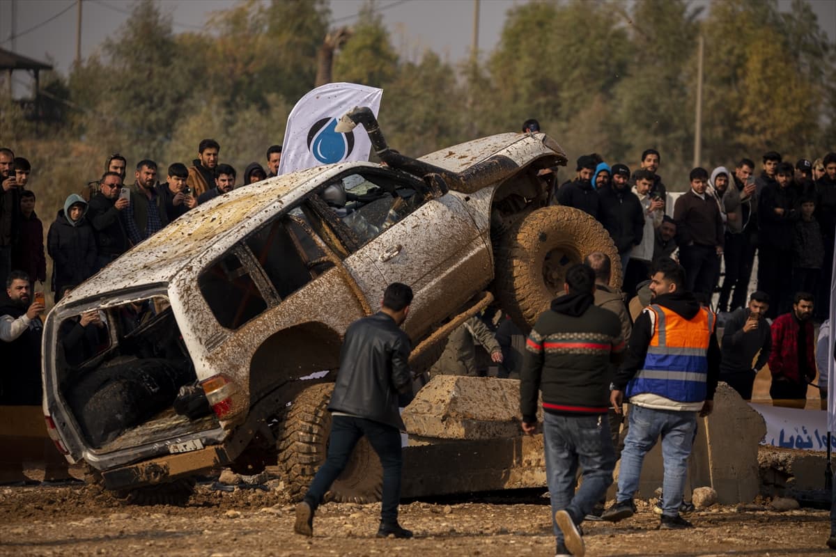 Irak'ta Off-Road rüzgarı: Makinanın doğayla savaşı renkli görüntülere sahne oldu