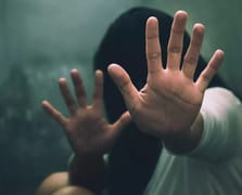 'Cin çıkarma' iddiasıyla istismar etti! Sözleri dehşete düşürdü: İçinde şu an 5 tane cin var, 2'si hamile