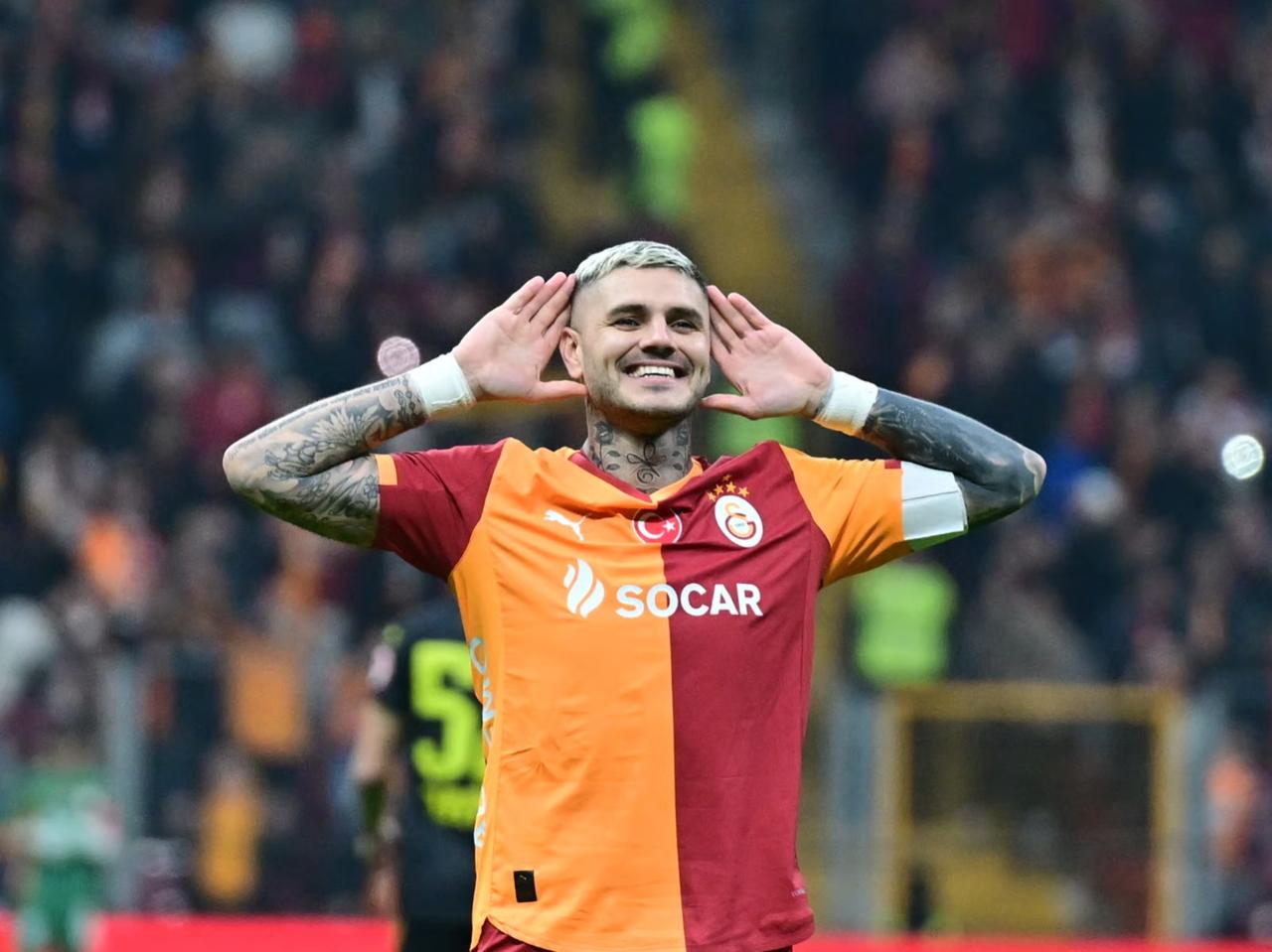 Mauro Icardi tarihe geçti