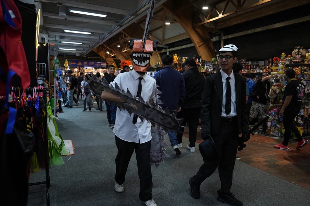 Kolombiya'daki cosplay etkinliği renkli anlara sahne oldu