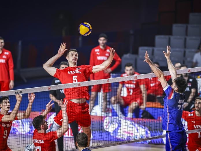 Milletler Ligi'nde ikinci perde kapandı: Fransa'ya mağlup olan milliler, Japonya yolcusu