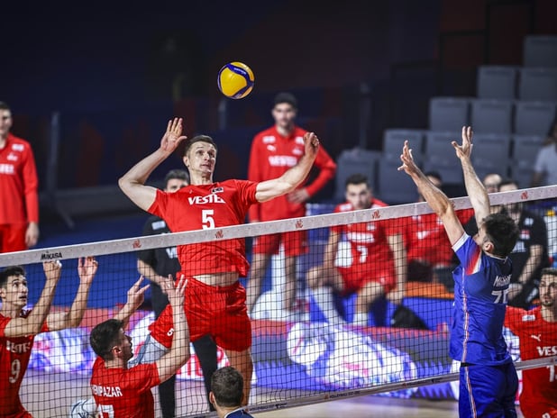 Milletler Ligi'nde ikinci perde kapandı: Fransa'ya mağlup olan milliler, Japonya yolcusu