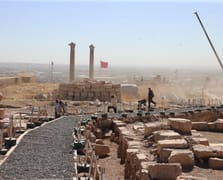 Urfa Kalesi'nde Geç Antik Çağ'a ait kaya mezarı bulundu