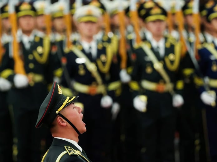 CIA Çin ordusunda görevli subaylara işbirliği çağrısı yaptı