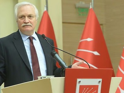 Eski CHP Genel Başkan Yardımcısı Murat Özçelik, CHP'den istifa etti