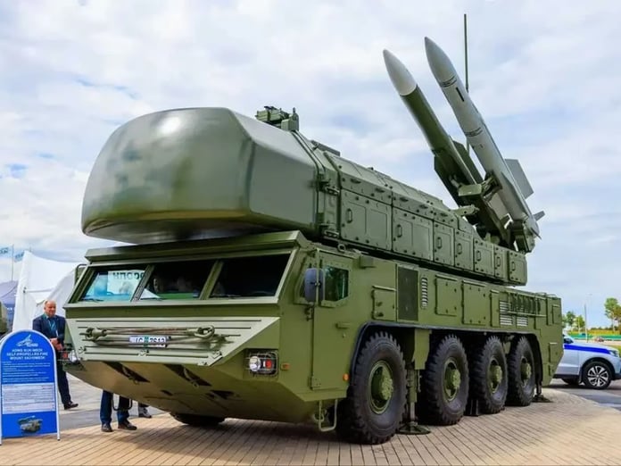 Belarus, Buk-MB2K hava savunma sistemini hizmete soktu