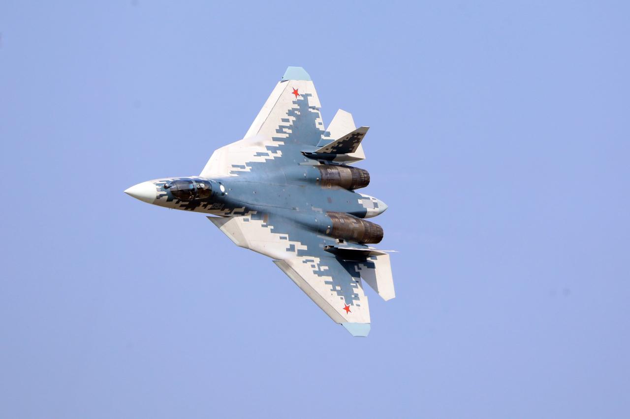 Rusya, Su-57 için yeni ihracat sözleşmeleri imzaladı