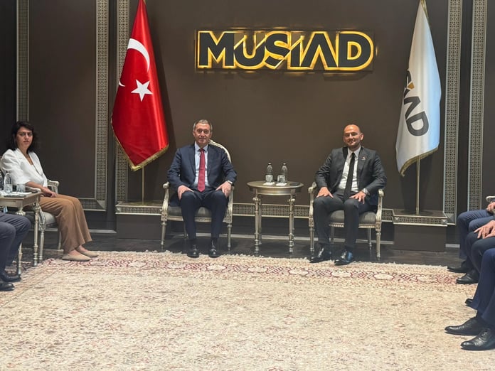 DEM Parti Eş Genel Başkanı Tuncer Bakırhan’dan MÜSİAD’a ziyaret