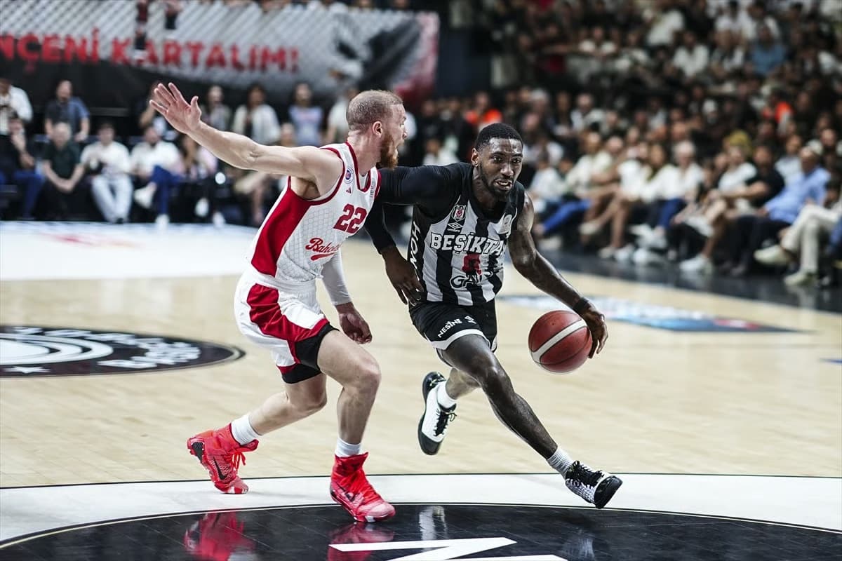 Basketbol Süper Ligi'nde finalin adı: Fenerbahçe-Beşiktaş