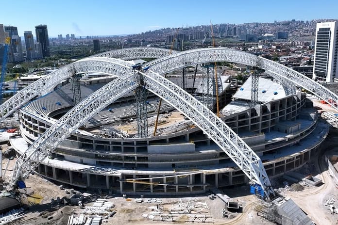 Ankara'ya, dünyanın en uzun çelik çatılı üçüncü stadyumu inşa ediliyor
