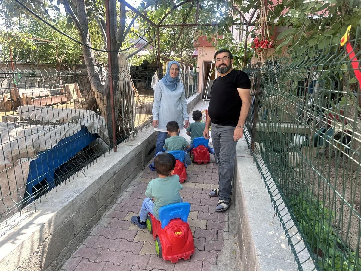 Üçüz kardeşlere yuva oldular