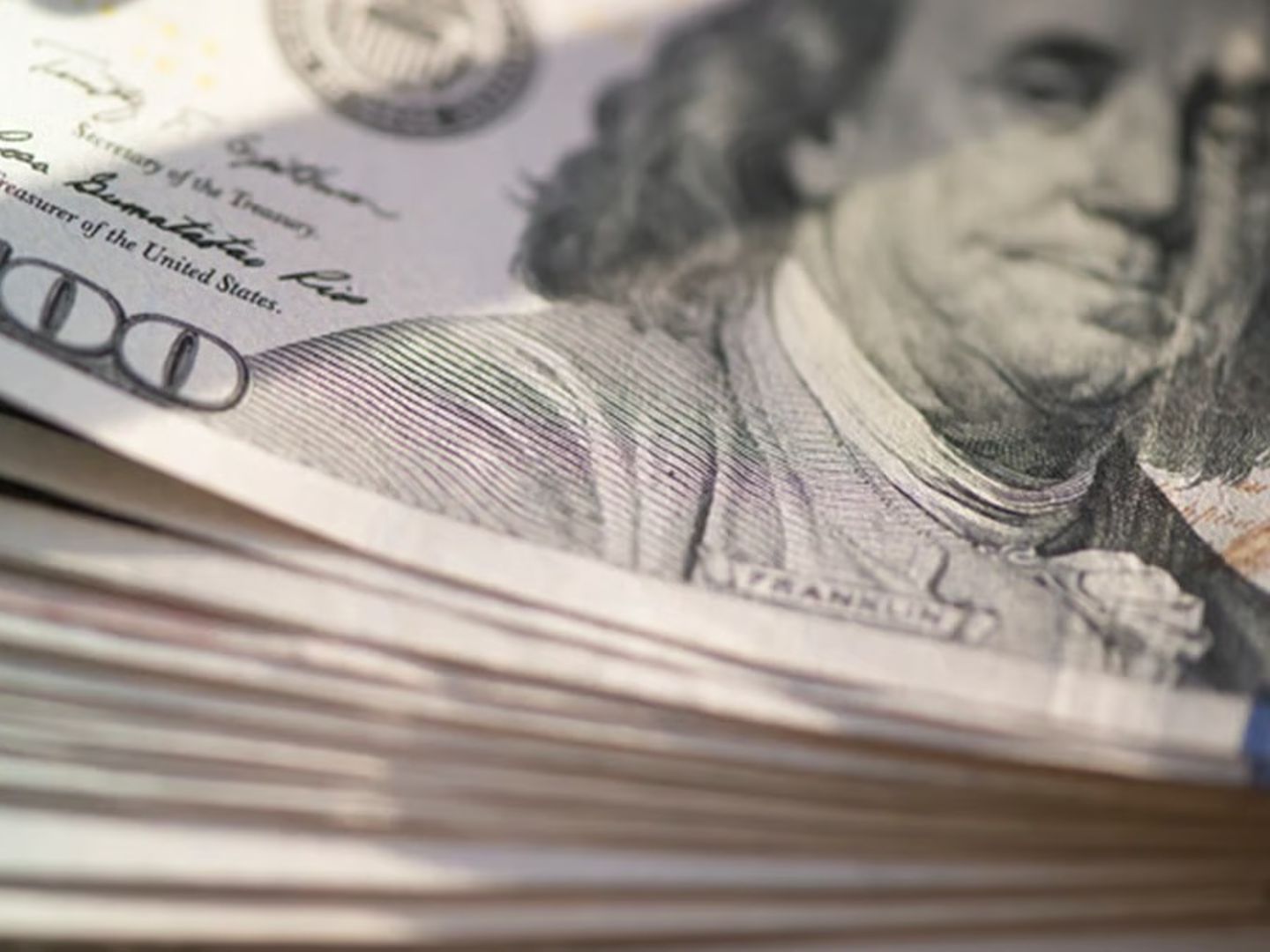 Dolar endeksi bir yılın zirvesinde