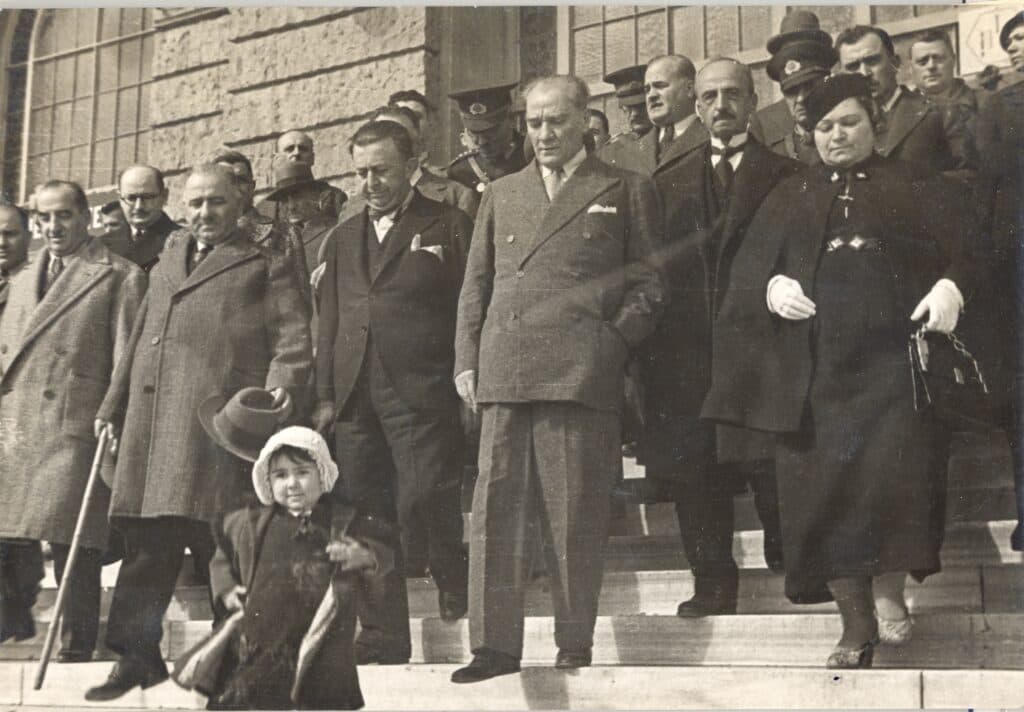 10 Kasım Atatürk fotoğrafları ve şiirleri