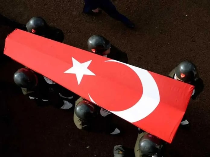 Sakarya Akyazı'da görevli Jandarma aracına çarptılar: 2 Astsubay şehit oldu