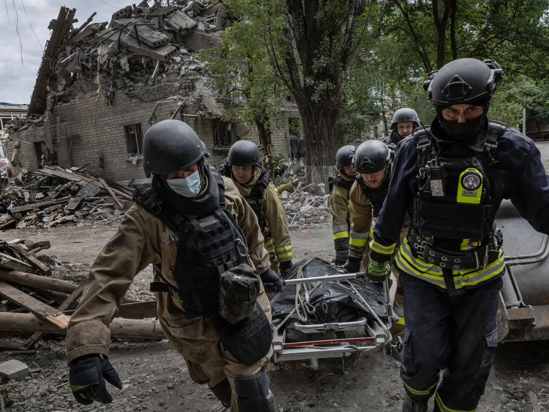 Trump Resumes Ukraine Arms After Putin Frustration Peaks