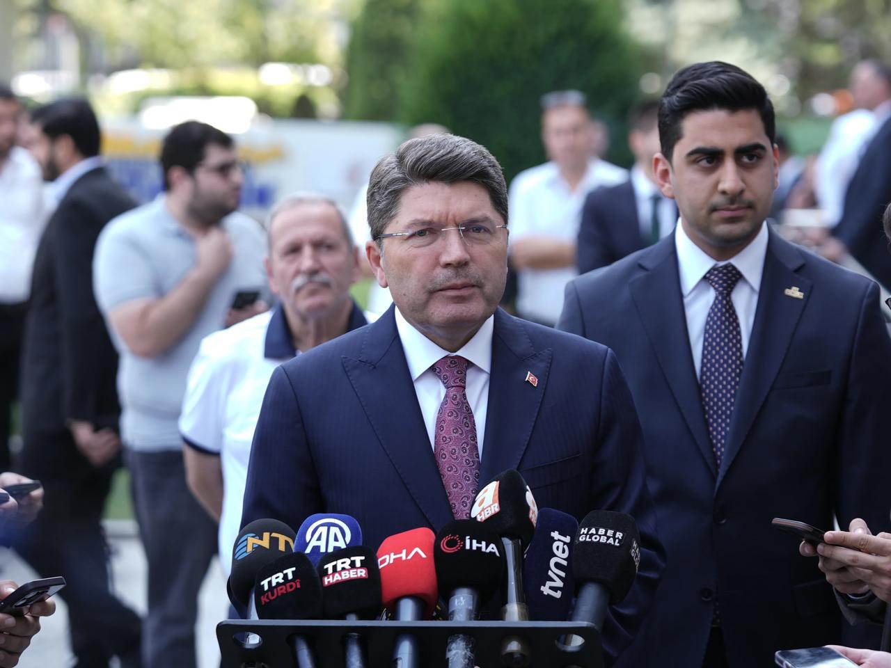Adalet Bakanından Özgür Özel'e tepki