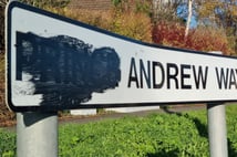 Prens Andrew’u onurlandıran yolun adı değiştiriliyor