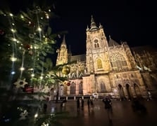 Tarihi mozaiği mimari dokularına nüfuz eden Prag, yağlı boya tablolarını andırıyor