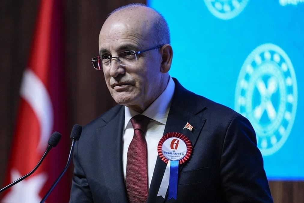 Bakan Şimşek: Düşük borçluluk ekonomiye esneklik sağlıyor