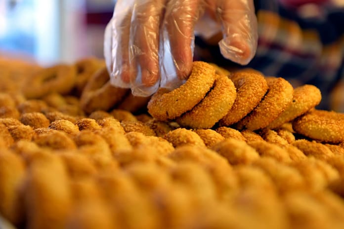 Kandil simidi tarifi: En lezzetli kandil simidi nasıl yapılır?