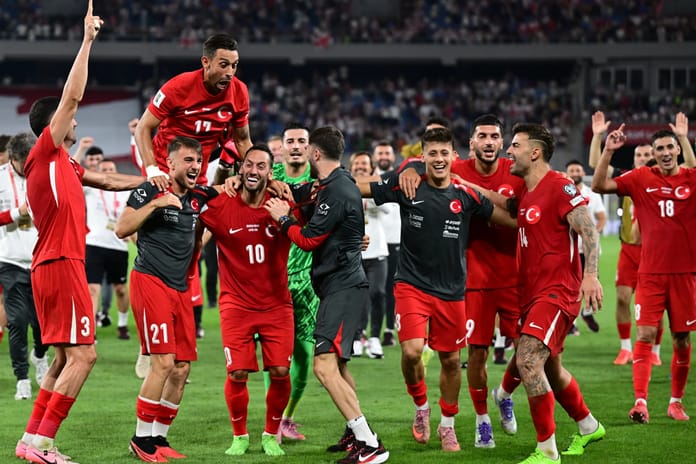 A Milli Futbol Takımı, elemelere galibiyetle başladı: Mert Müldür'den rekor gol, Kerem Aktürkoğlu'dan iki gol