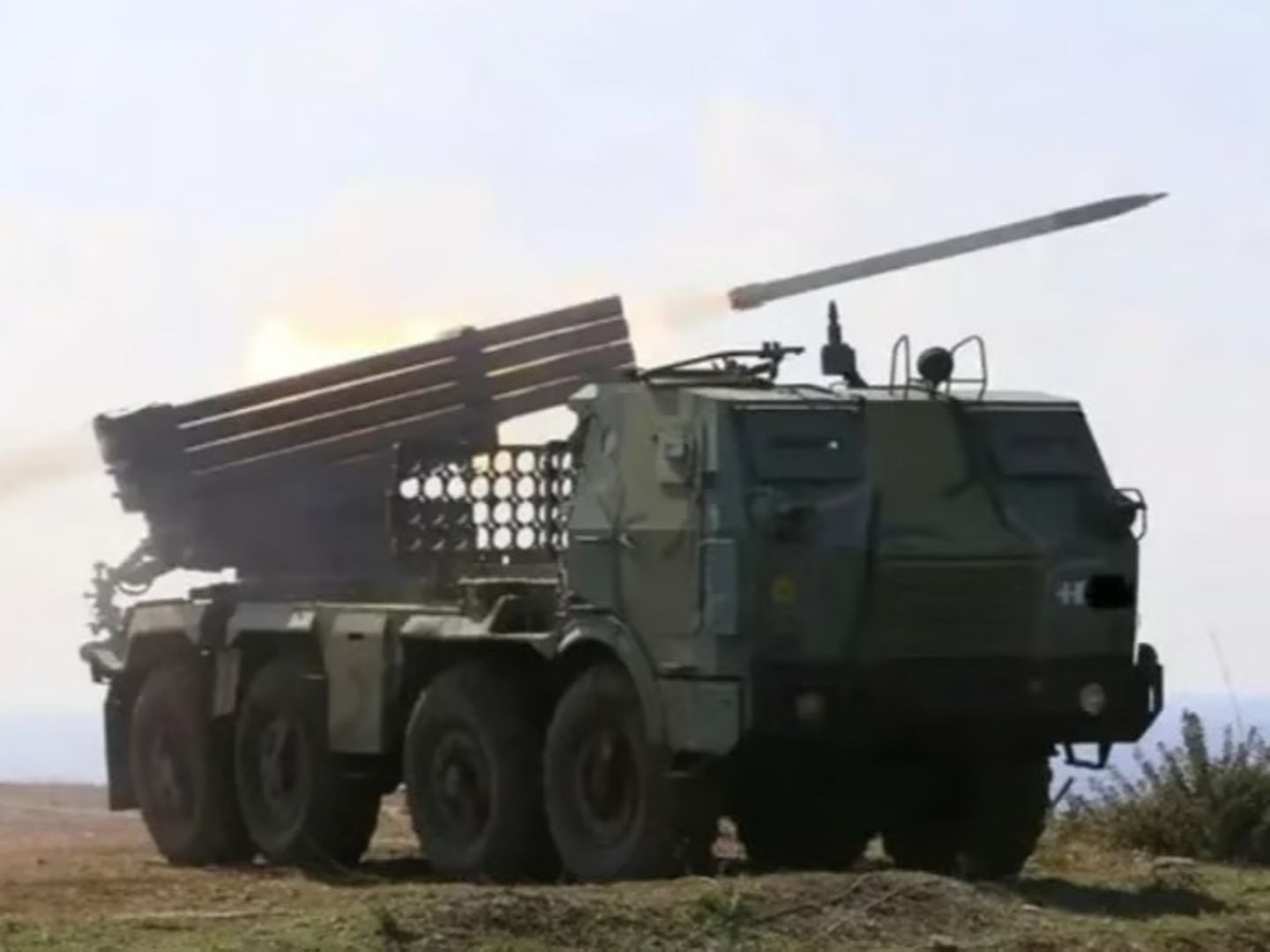 Yunanistan, 111 adet RM-70 roketatar sistemini modernize ediyor