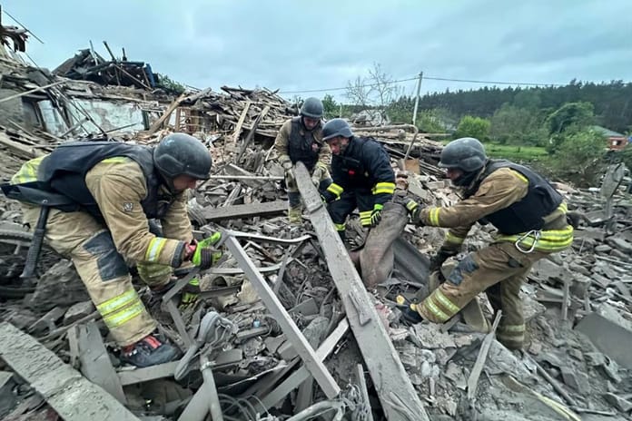 Rusya’dan Ukrayna’ya yoğun füze ve İHA saldırısı: 11 ölü