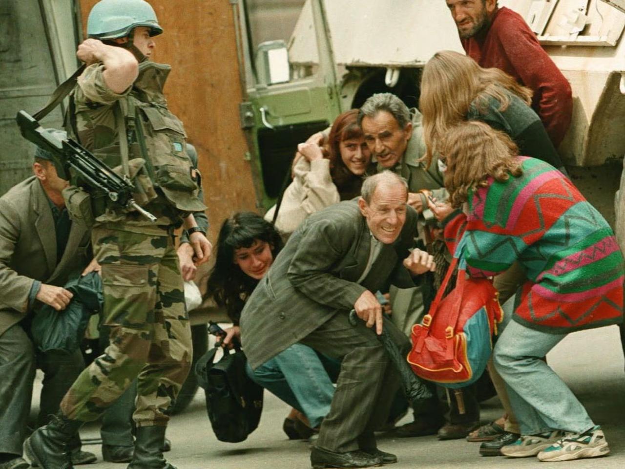 Bosna savaşında keskin nişancı safarileri