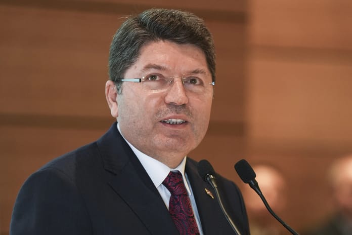 Adalet Bakanı Tunç'tan Aile hukukunda "Yeni Dönem" müjdesi: Arabuluculuk ve kısa boşanma davaları geliyor